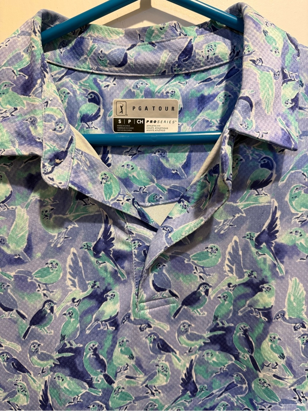 PGA Tour Men’s Blue and Mint Bird-Print Polo